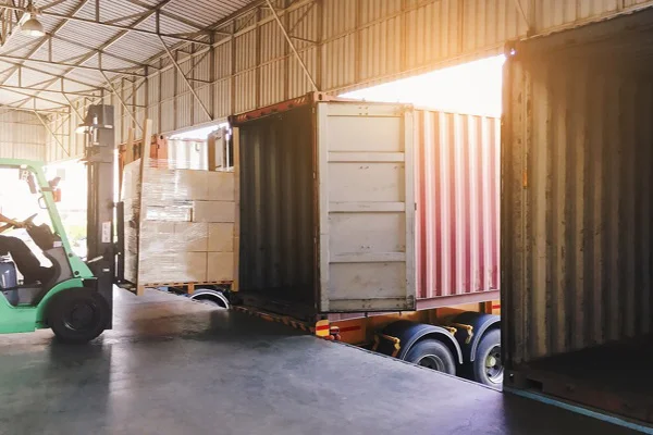 Professional Hauling Service in New Caney, TX Professional Hauling Service in New Caney, TX